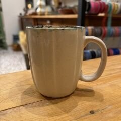 Krem Rengi Yivli Kupa