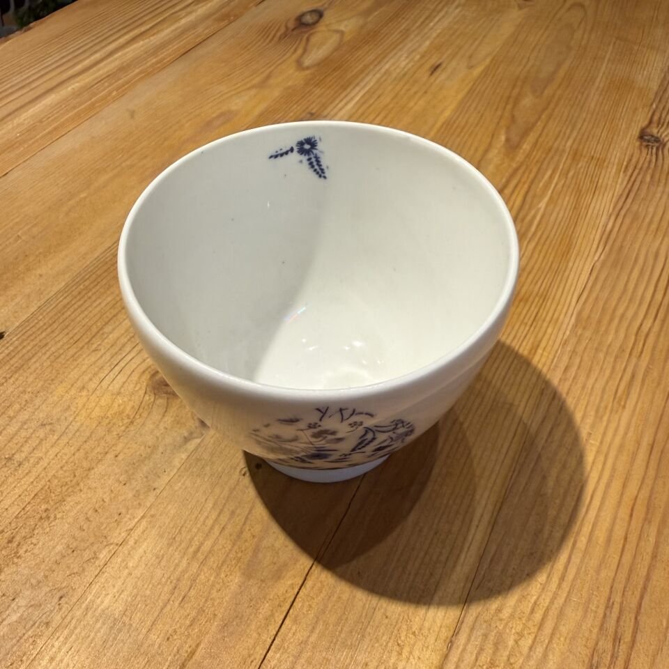 Mavi Beyaz Floral Desenli Seramik Kase