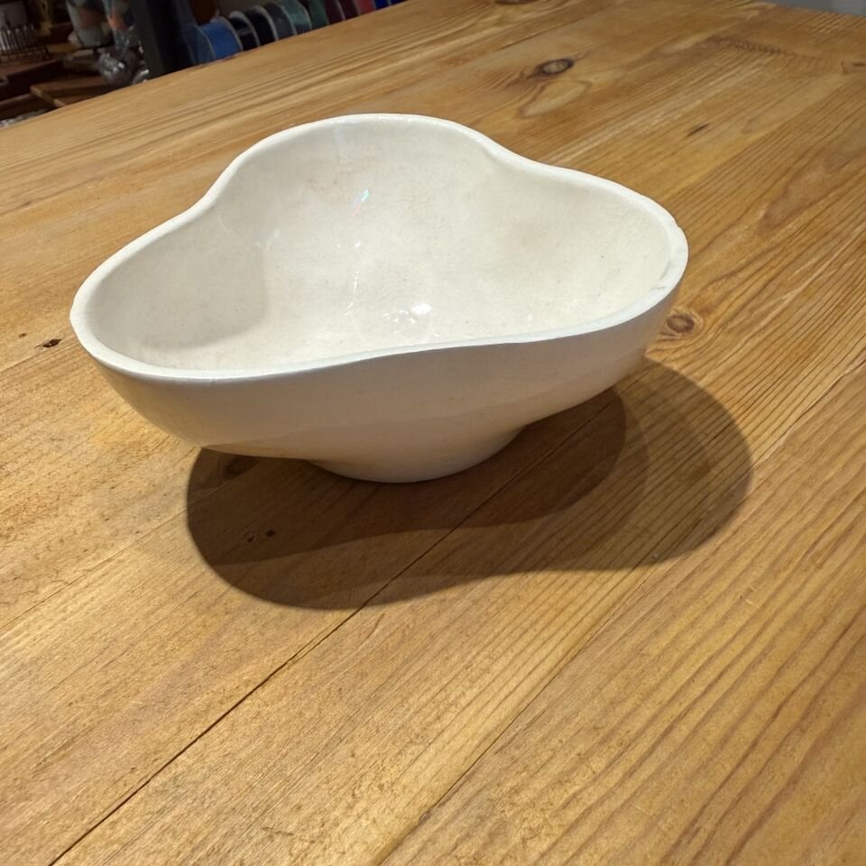 Asimetrik Tasarım Seramik Kase