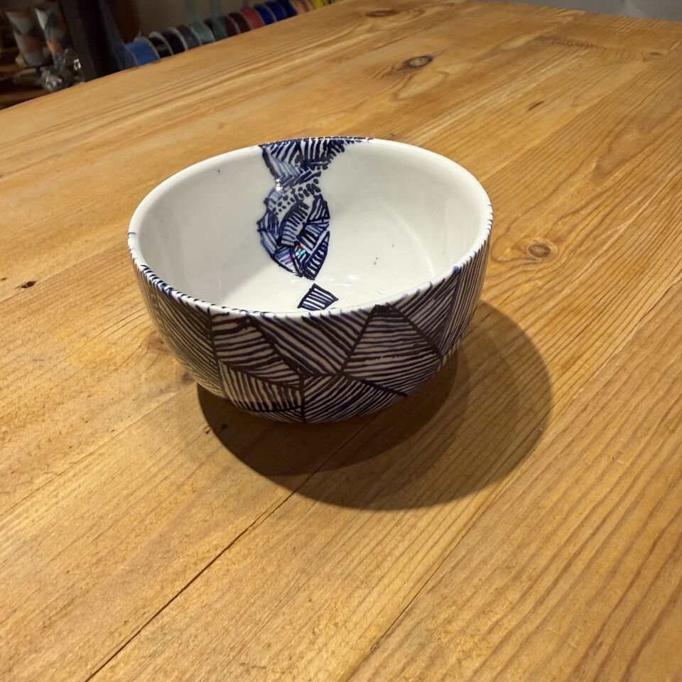 Geometrik Desenli Seramik Kase