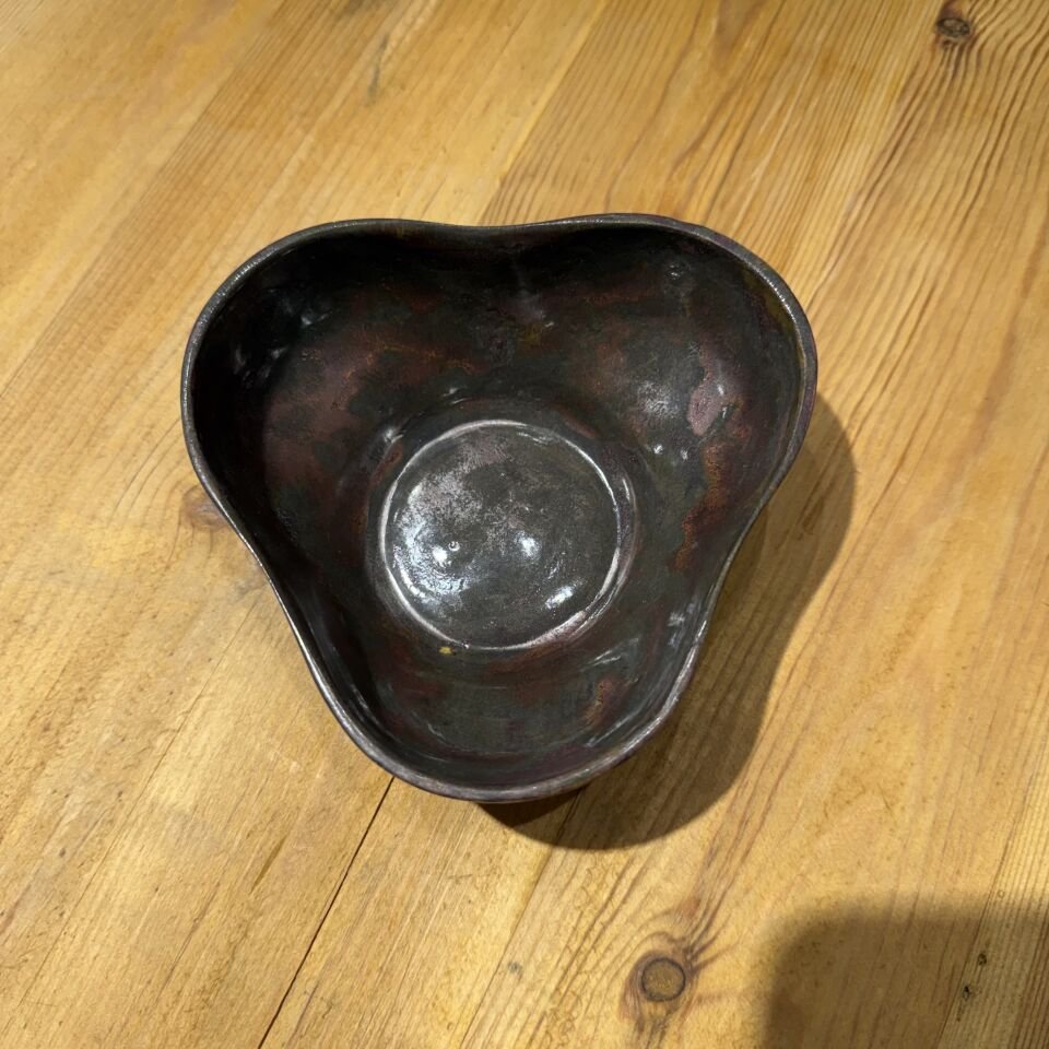 Üçgen Formlu Seramik Kase