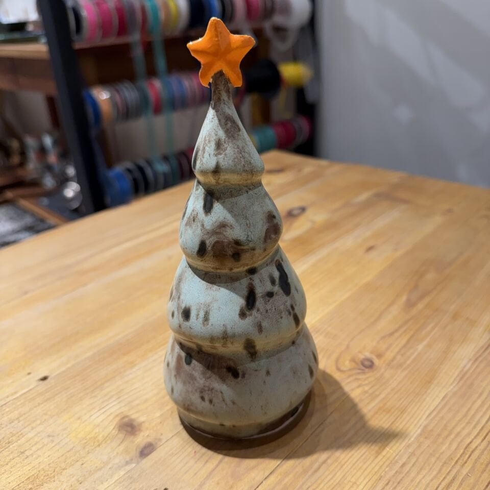 Seramik Yılbaşı Ağacı Figürü