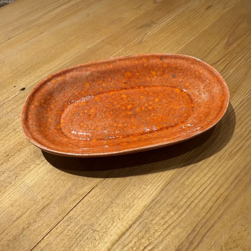 Benekli Dokulu Seramik Sunumluk