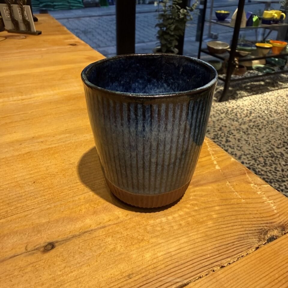 Çizgi Dokulu Stoneware Kupa